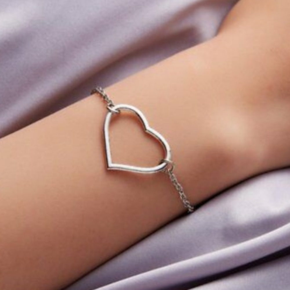 Girl Next Door❤️Open Heart Silver Bracelet